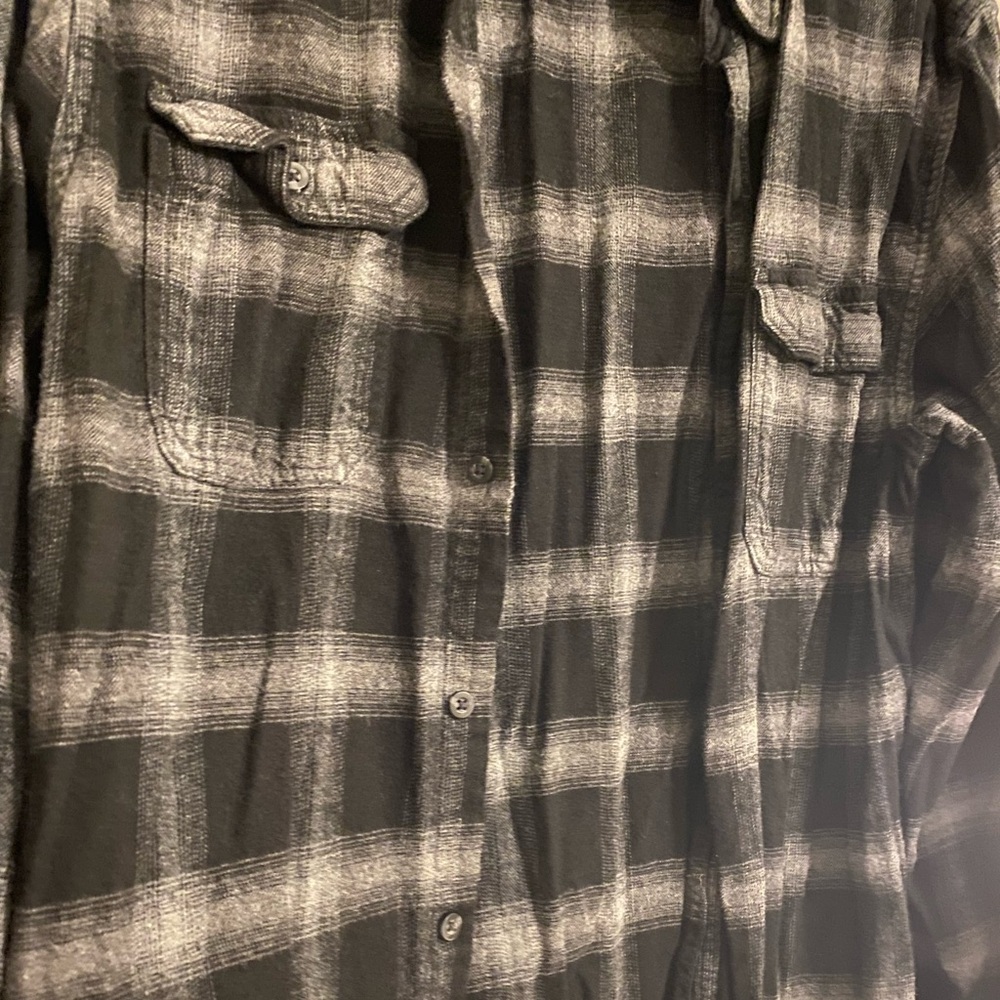 Women’s Oversized Button Up Size Large - Picture 2 of 3